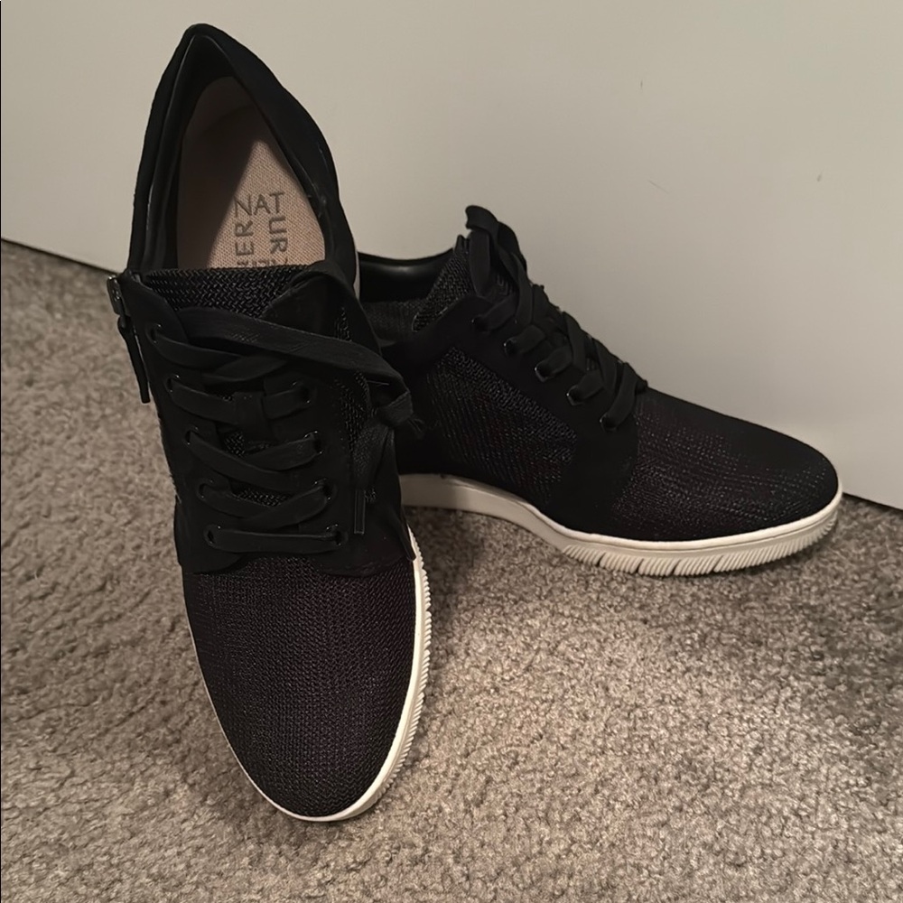 Naturalizer wedge sneakers NWOT